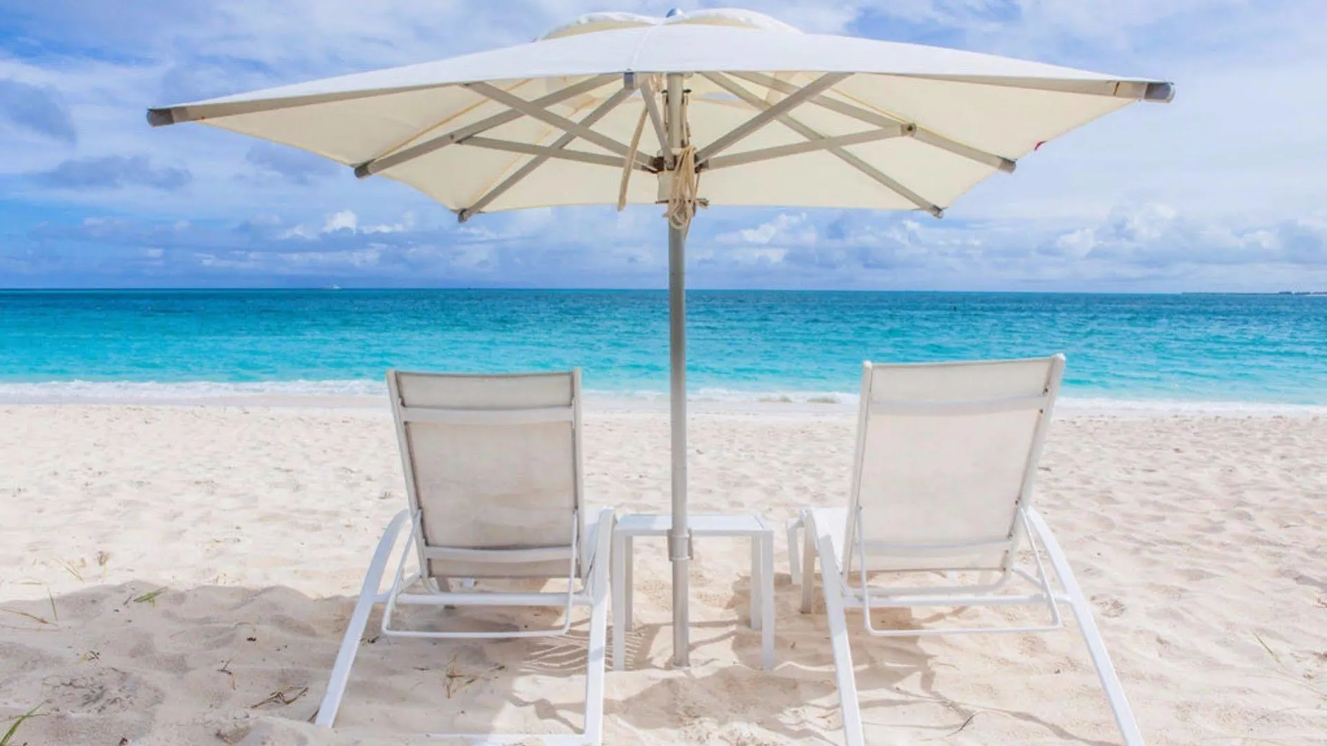 Le Vele Resort Grace Bay