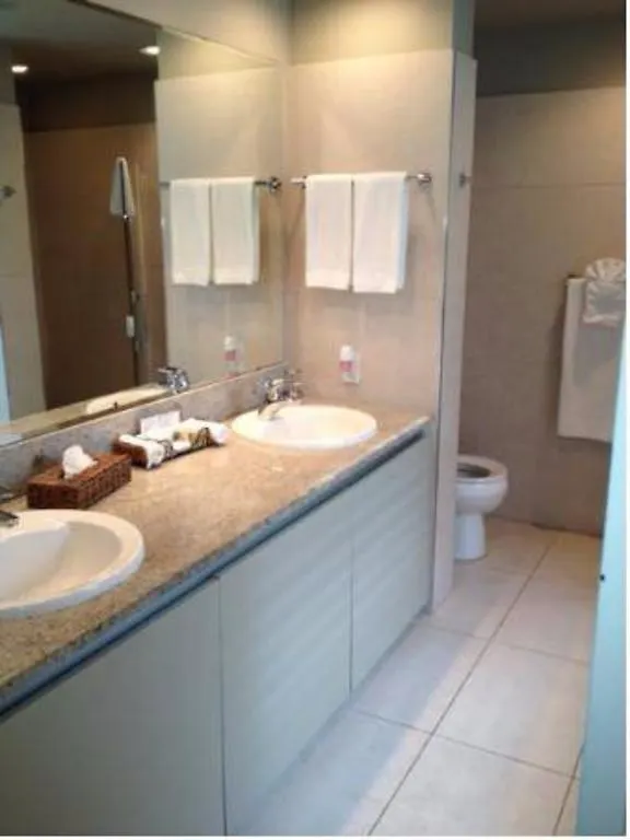 Le Vele Resort Grace Bay 5*,
