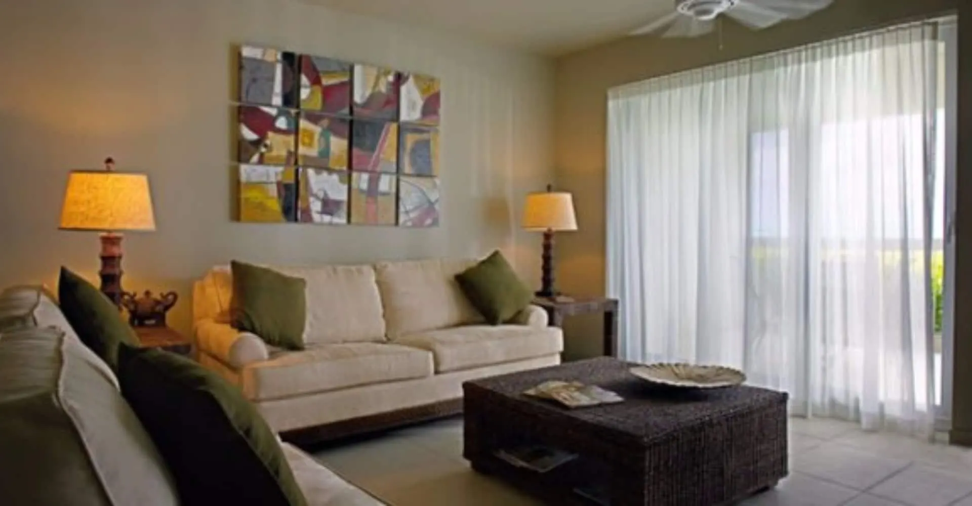 Le Vele Resort Grace Bay 5*,